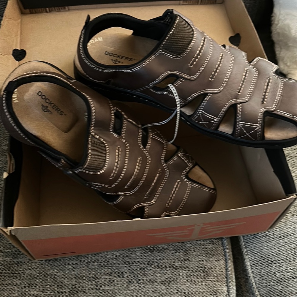 Men’s Dockers size 13